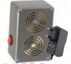 Vodotěsný ultrazvukový plašič na kuny, myši a potkany DRAGON ULTRASONIC C200T